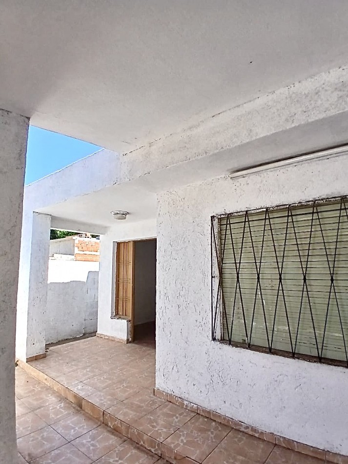 Venta Casa -2 dormitorios- Cosquin